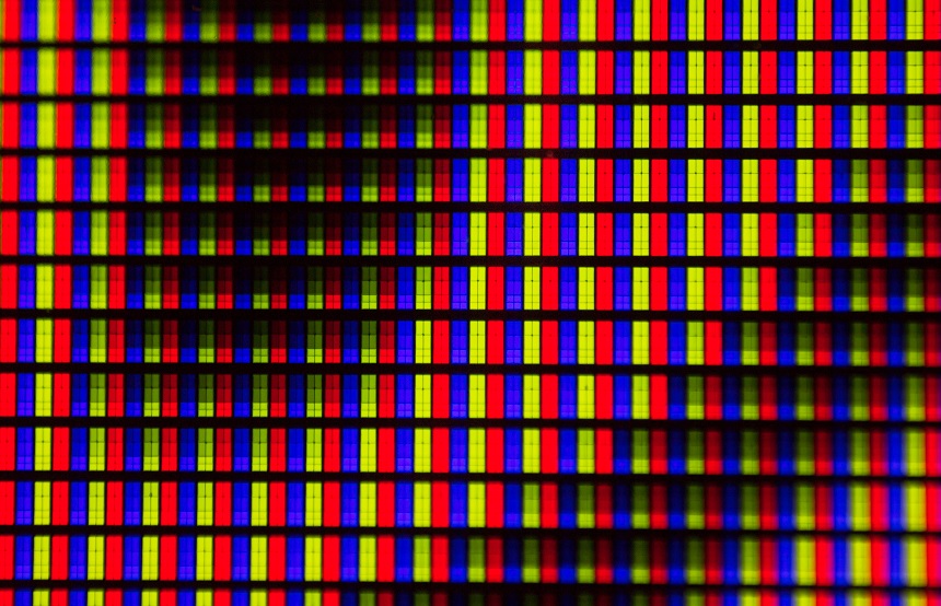 Sọc đỏ, lục, lam trên màn hình tivi
